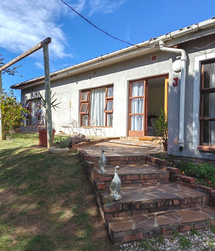 4 Bedroom Property for Sale in Kareedouw Eastern Cape